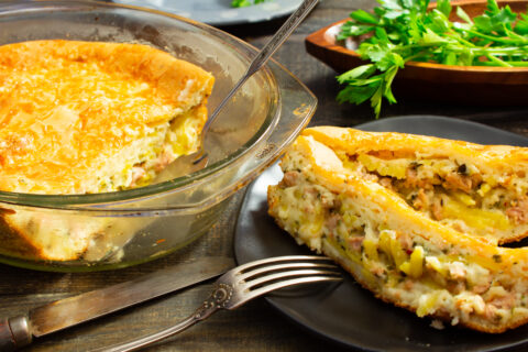Быстрый пирог с картошкой и фаршем
