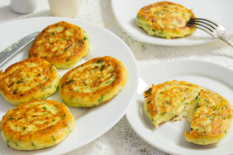 Картофельные оладьи с сыром