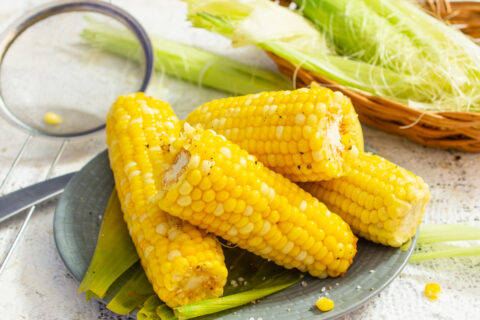 Как варить молодую кукурузу